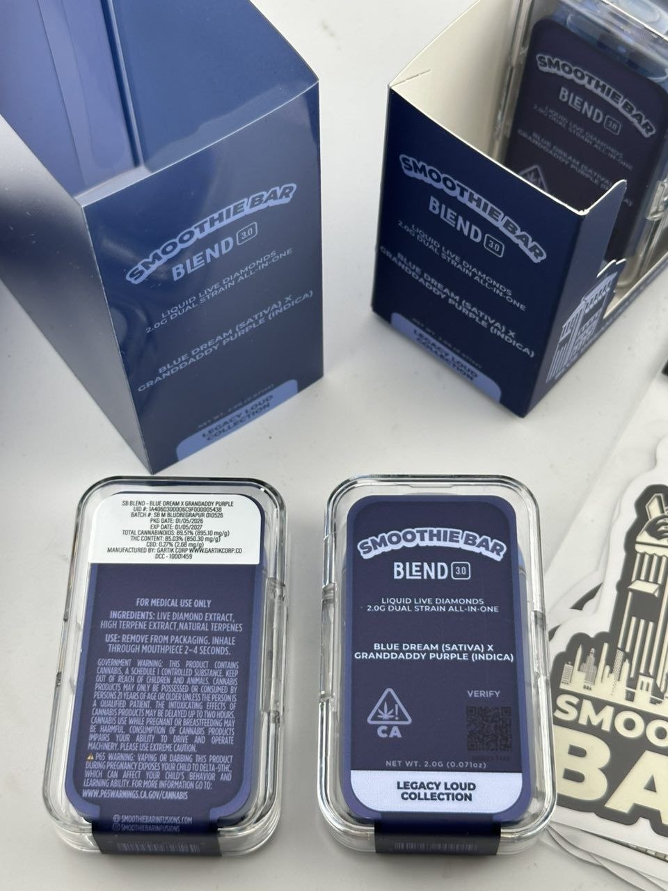 Smoothie Bar Blend 3.0 Liquid Live Diamonds a Smoothie Bar Blend 3.0 Liquid Live Diamonds Disposable